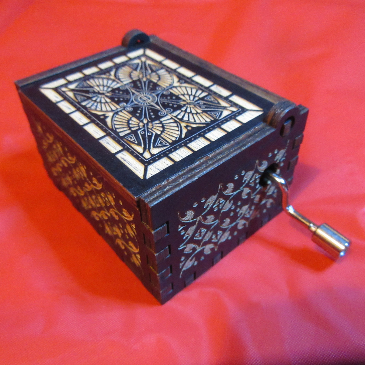 Spiderman Hand Crank Music Box - Black
